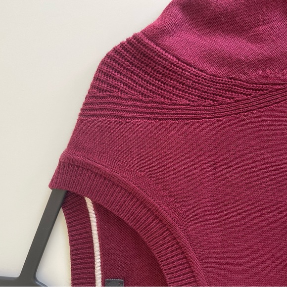 Burgundy crew neck button down cardigan light cotton - Picture 4 of 6